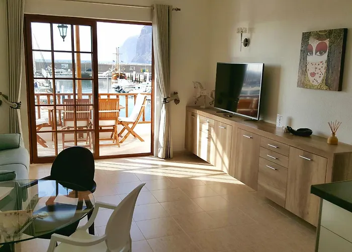 Mit Aussicht Auf Und Klippen By Interhome Apartment