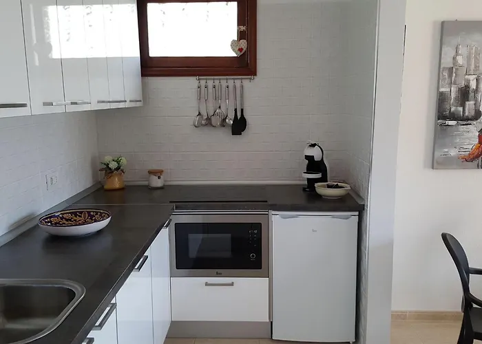 Mit Aussicht Auf Und Klippen By Interhome Acantilado de los Gigantes