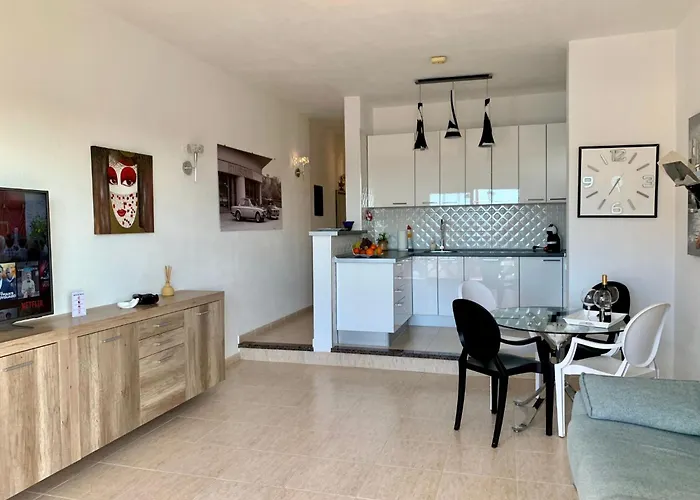 Mit Aussicht Auf Und Klippen By Interhome Appartement