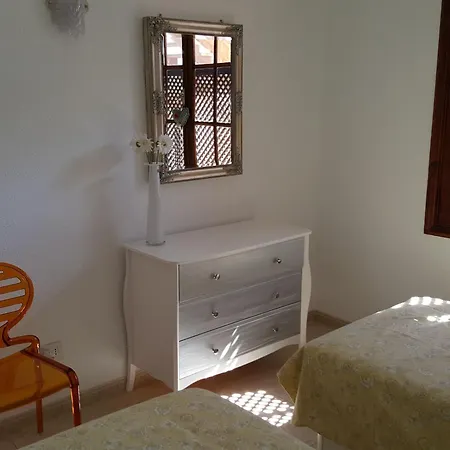 דירה Mit Aussicht Auf Und Klippen By Interhome